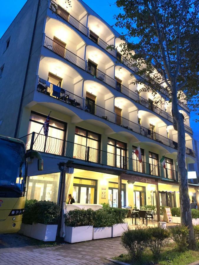 Hotel Le Vele Cesenatico Ngoại thất bức ảnh